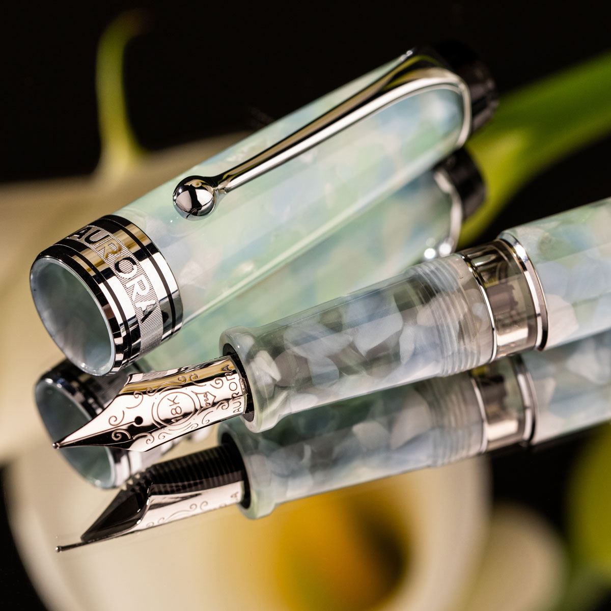 Aurora - Caleidoscopio - Green Light - Fountain Pen - Limited edition Aurora - Caleidoscopio - Green Light - Fountain Pen - Limited edition