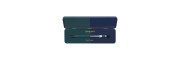 Caran d'Ache - 849 Paul Smith 2023 - Racing Green and Blue Navy - Penna a sfera Caran d'Ache - 849 Paul Smith 2023 - Racing Green and Blue Navy - Penna a sfera