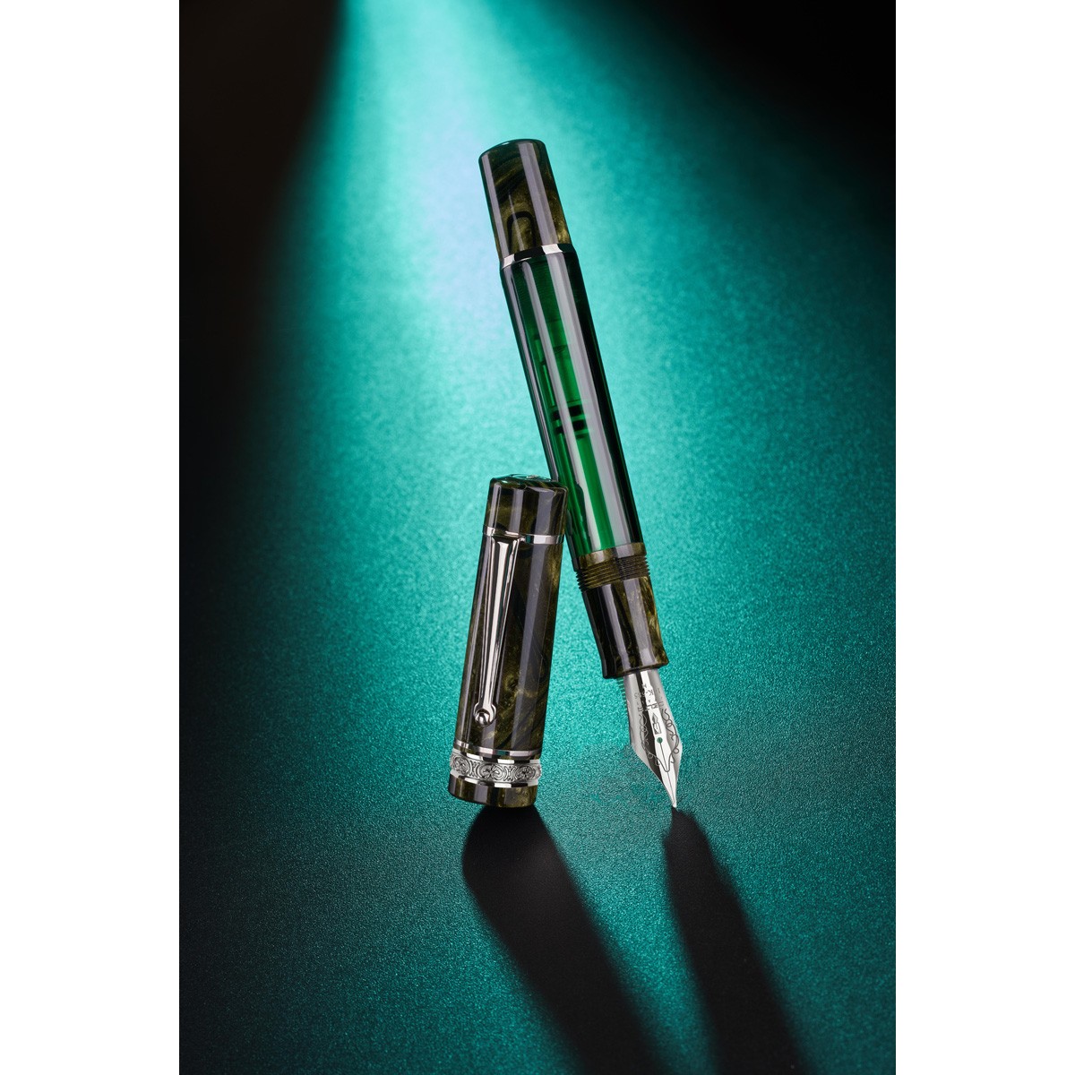 Delta - Royal Green - Fountain Pen - Limited Edition Delta - Royal Green - Fountain Pen - Limited Edition