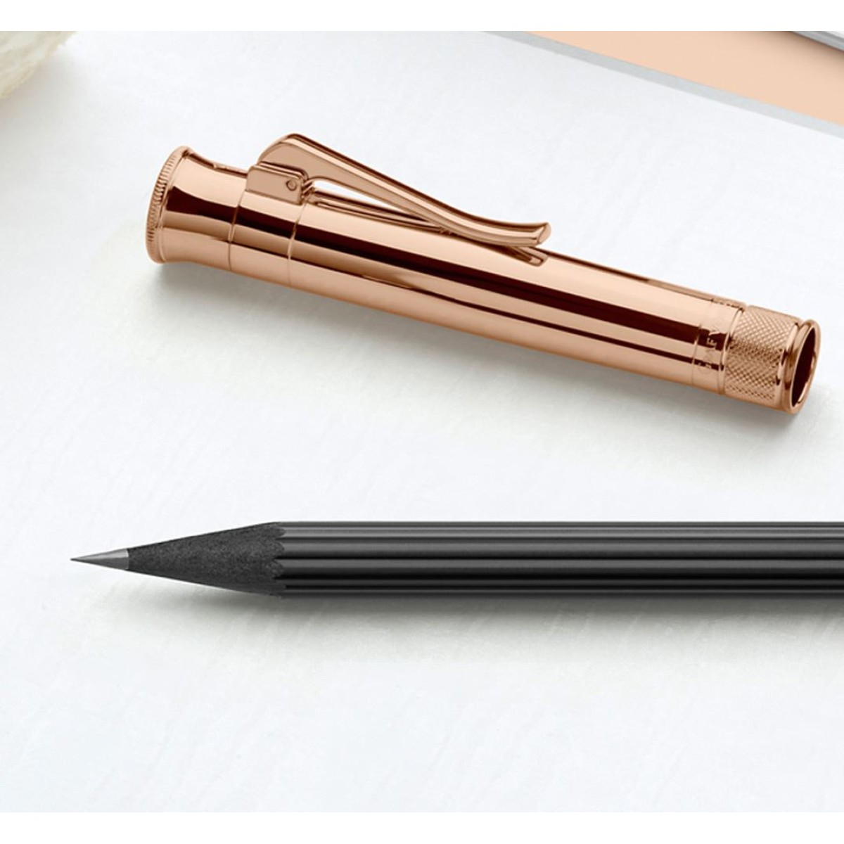 Graf von Faber Castell - Perfect Pencil - Rose Gold - Black Wood Graf von Faber Castell - Perfect Pencil - Rose Gold - Black Wood