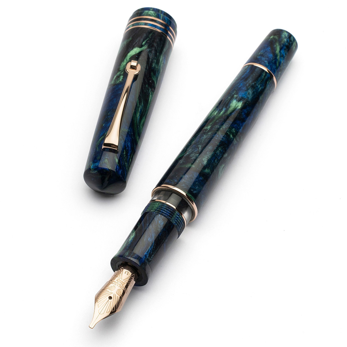 Leonardo Officina Italiana - MZ Grande - Il potere dei fiori - Fiordaliso Blue - Fountain pen Leonardo Officina Italiana - MZ Grande - Il potere dei fiori - Fiordaliso Blue - Fountain pen