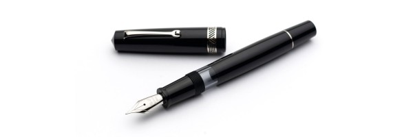 Leonardo Officina Italiana - Momento Magico - Glossy Anima Nera HT - Fountain pen - Steel nib Leonardo Officina Italiana - Momento Magico - Glossy Anima Nera HT - Fountain pen - Steel nib