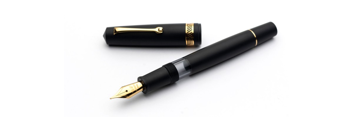 Leonardo Officina Italiana - Momento Magico - Matte Anima Nera GT - Stilografica - Pennino acciaio dorato Leonardo Officina Italiana - Momento Magico - Matte Anima Nera GT - Stilografica - Pennino acciaio dorato