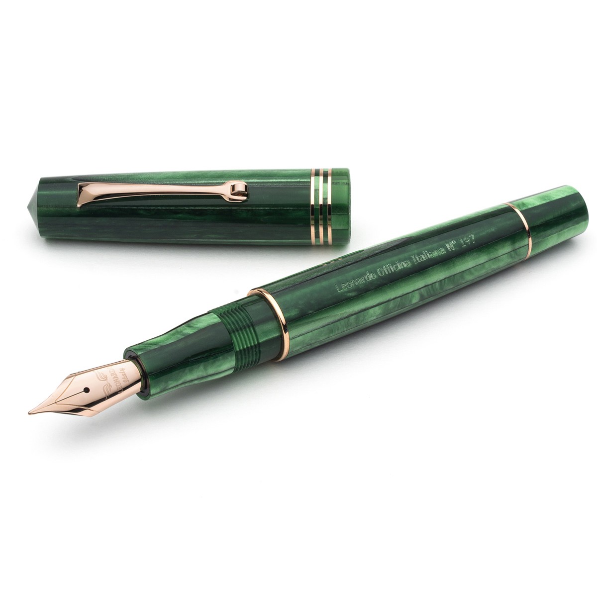 Leonardo Officina Italiana - Momento Zero resin - Green Alga RGT - Fountain pen - Gold nib Leonardo Officina Italiana - Momento Zero resin - Green Alga RGT - Fountain pen - Gold nib