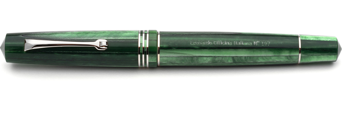 Leonardo Officina Italiana - Momento Zero resina - Green Alga CT - Stilografica - Pennino oro Leonardo Officina Italiana - Momento Zero resina - Green Alga CT - Stilografica - Pennino oro