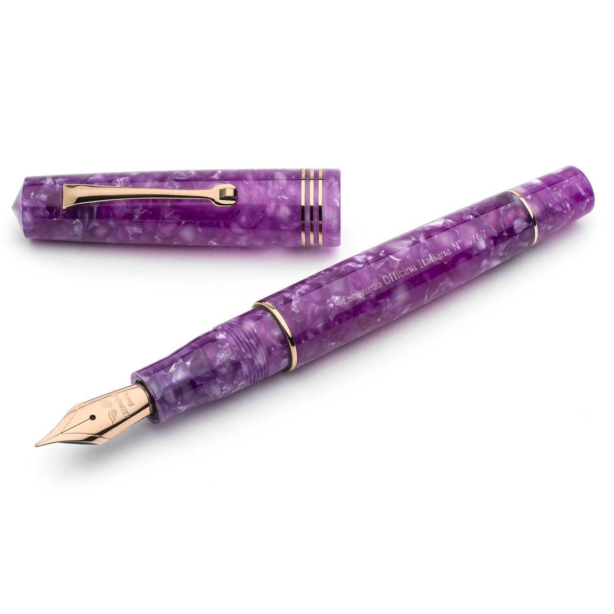 Leonardo Officina Italiana - Momento Zero resina - Lavanda CT - Stilografica - Pennino acciaio Leonardo Officina Italiana - Momento Zero resina - Lavanda CT - Stilografica - Pennino acciaio