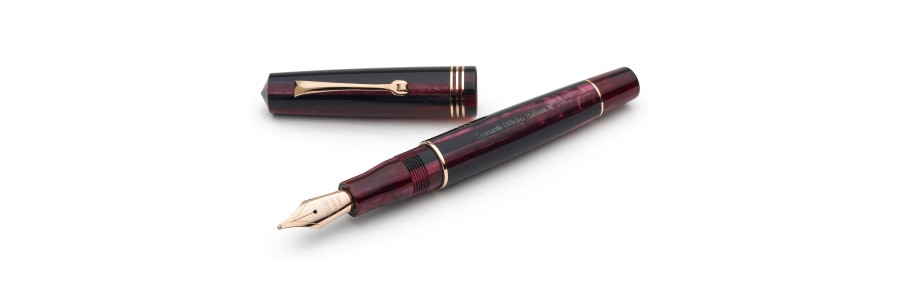Leonardo Officina Italiana - Momento Zero resina - Prugna RGT - Stilografica - Pennino oro Leonardo Officina Italiana - Momento Zero resina - Prugna RGT - Stilografica - Pennino oro