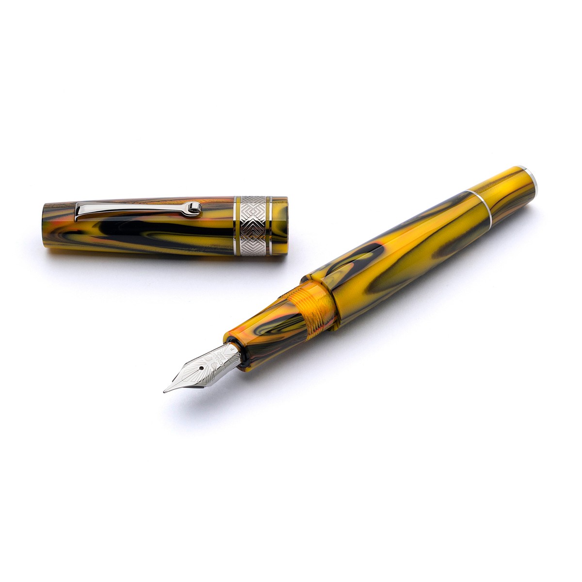 Leonardo Officina Italiana - Supernova Regular Size - Gallery ST - Stilografica - Pennino acciaio Leonardo Officina Italiana - Supernova Regular Size - Gallery ST - Stilografica - Pennino acciaio
