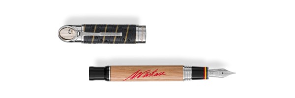 Montegrappa - Ilie Nastase Retro 73 - Fountain Pen Montegrappa - Ilie Nastase Retro 73 - Fountain Pen