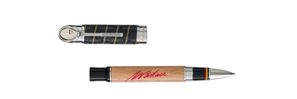 Montegrappa - Ilie Nastase Retro 73 - Rollerball Pen Montegrappa - Ilie Nastase Retro 73 - Rollerball Pen
