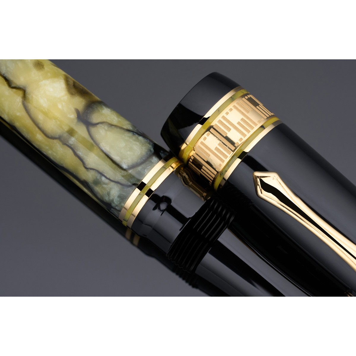 Nettuno - Superba Jade L.E. - Stilografica -  Pennino Oro14Kt.