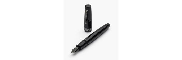 RADIUS 1934 - Settimo - Nero Lucido RT - Fountain Pen