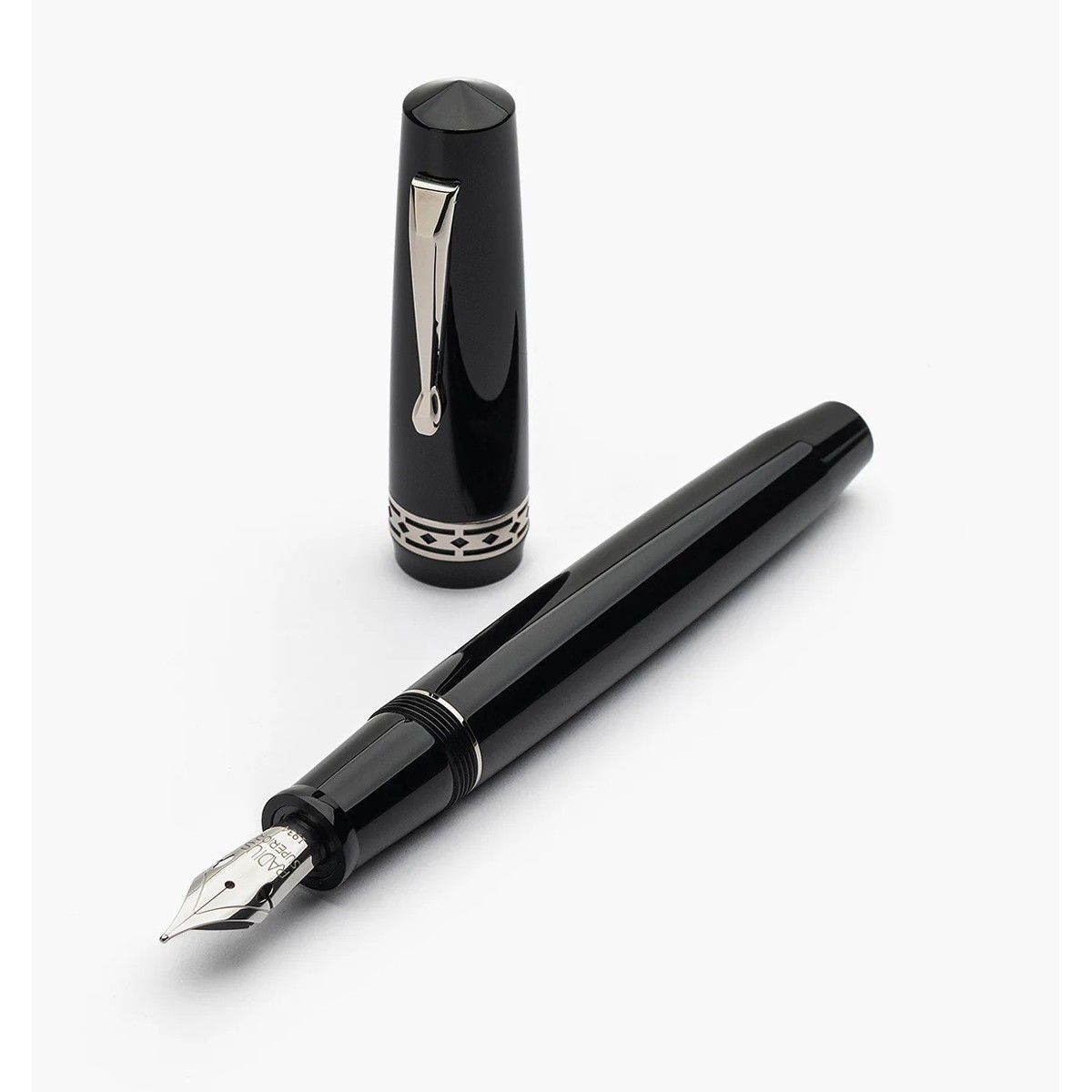 RADIUS 1934 - Settimo - Nero Lucido ST - Fountain Pen RADIUS 1934 - Settimo - Nero Lucido ST - Fountain Pen