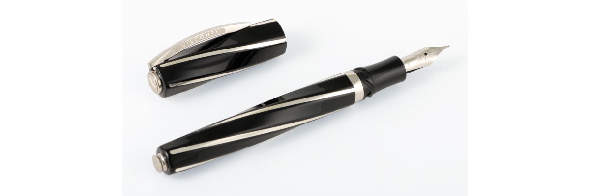 Visconti - Divina Elegance - Black - Oversize Fountain Pen Visconti - Divina Elegance - Black - Oversize Fountain Pen